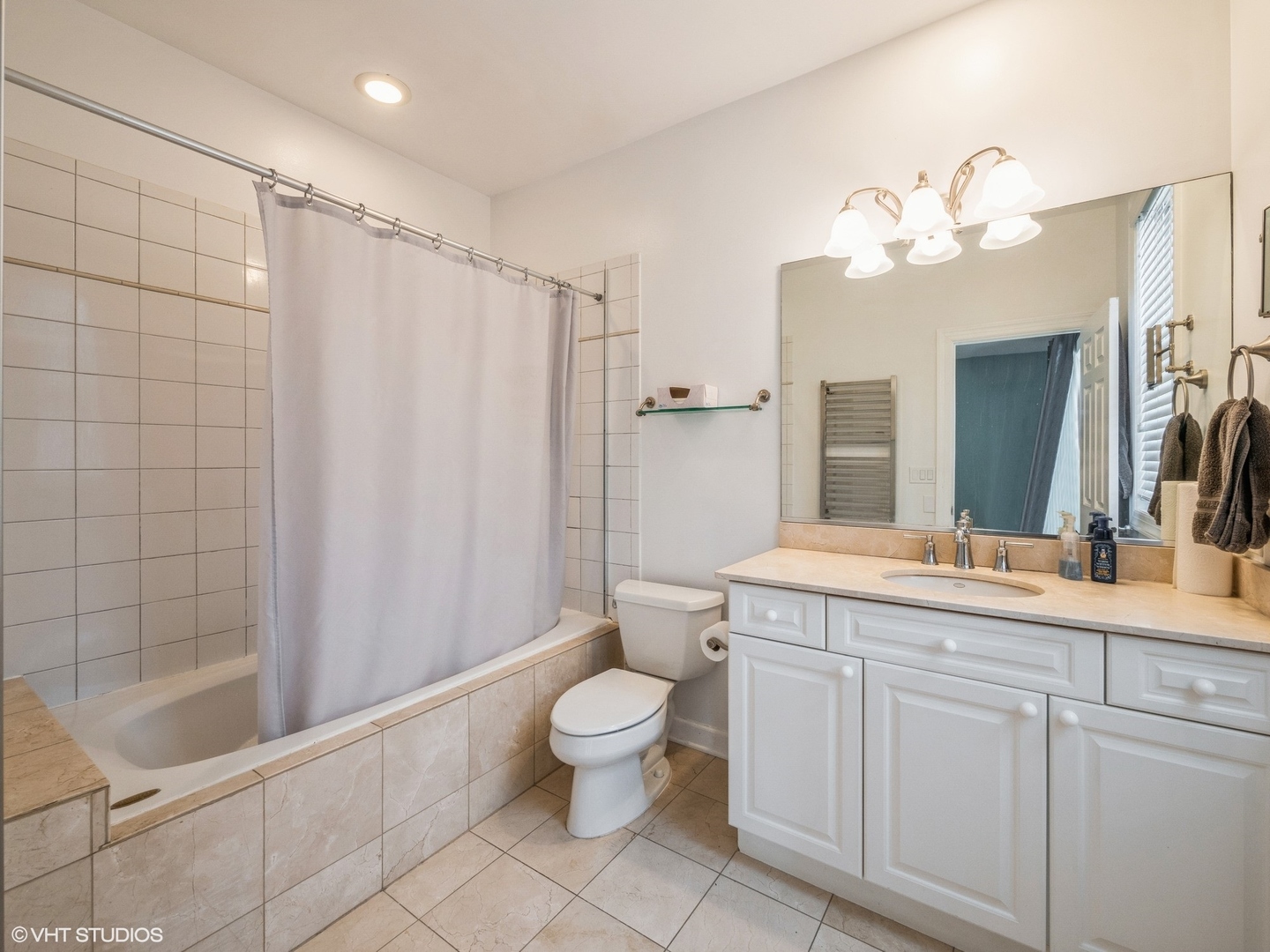 1475 W Irving Park Road Unit: 3W