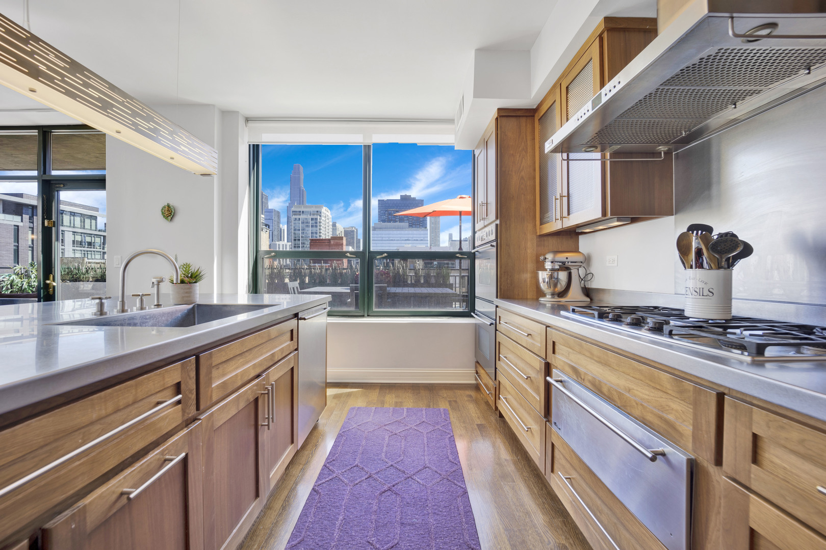 400 W Ontario Street Unit: 803