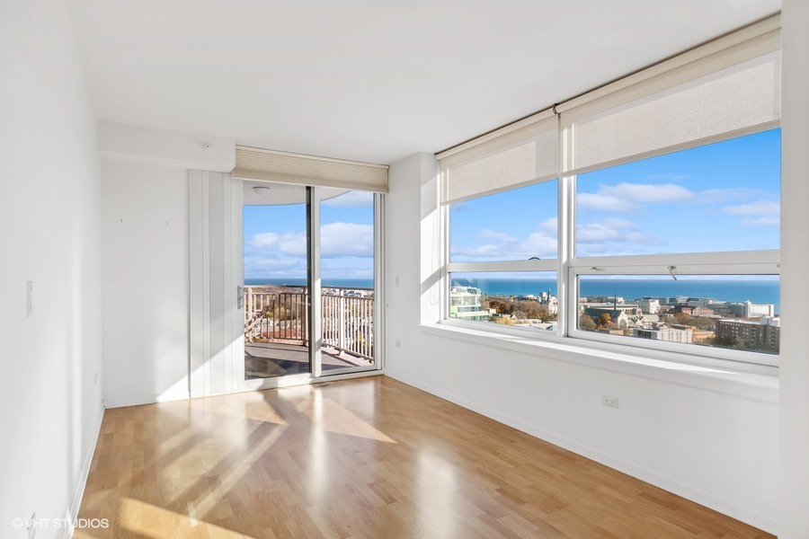 807 DAVIS Street Unit: 2012