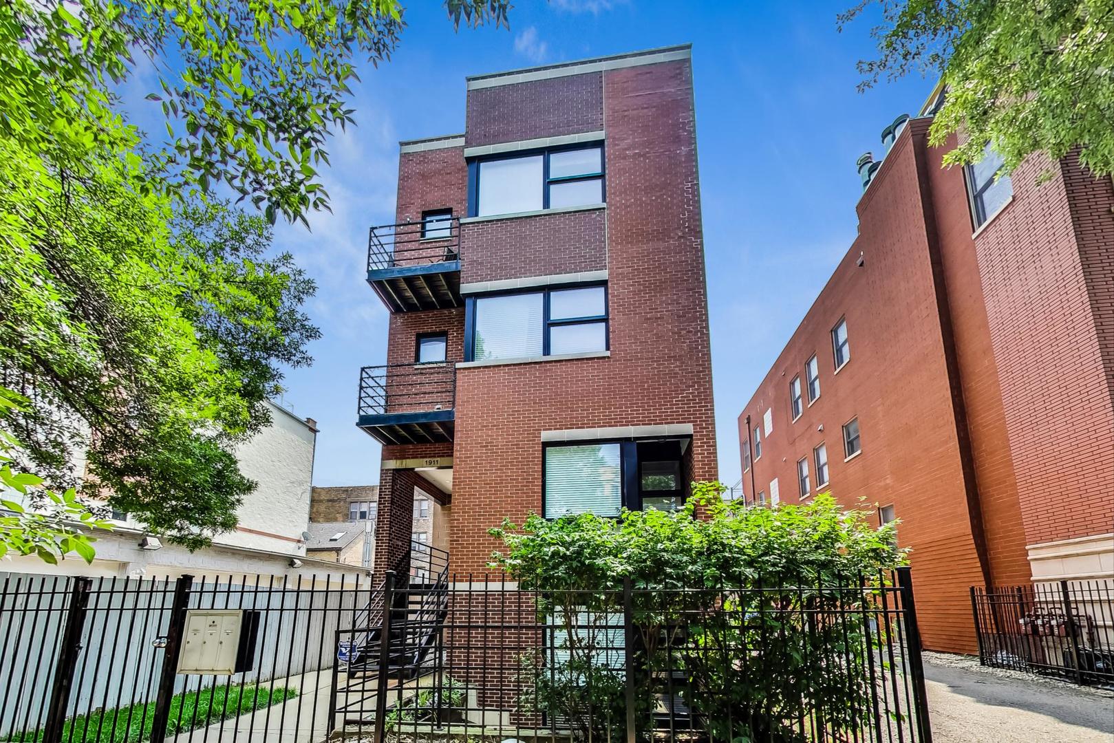 1911 W Crystal Street Unit: 1