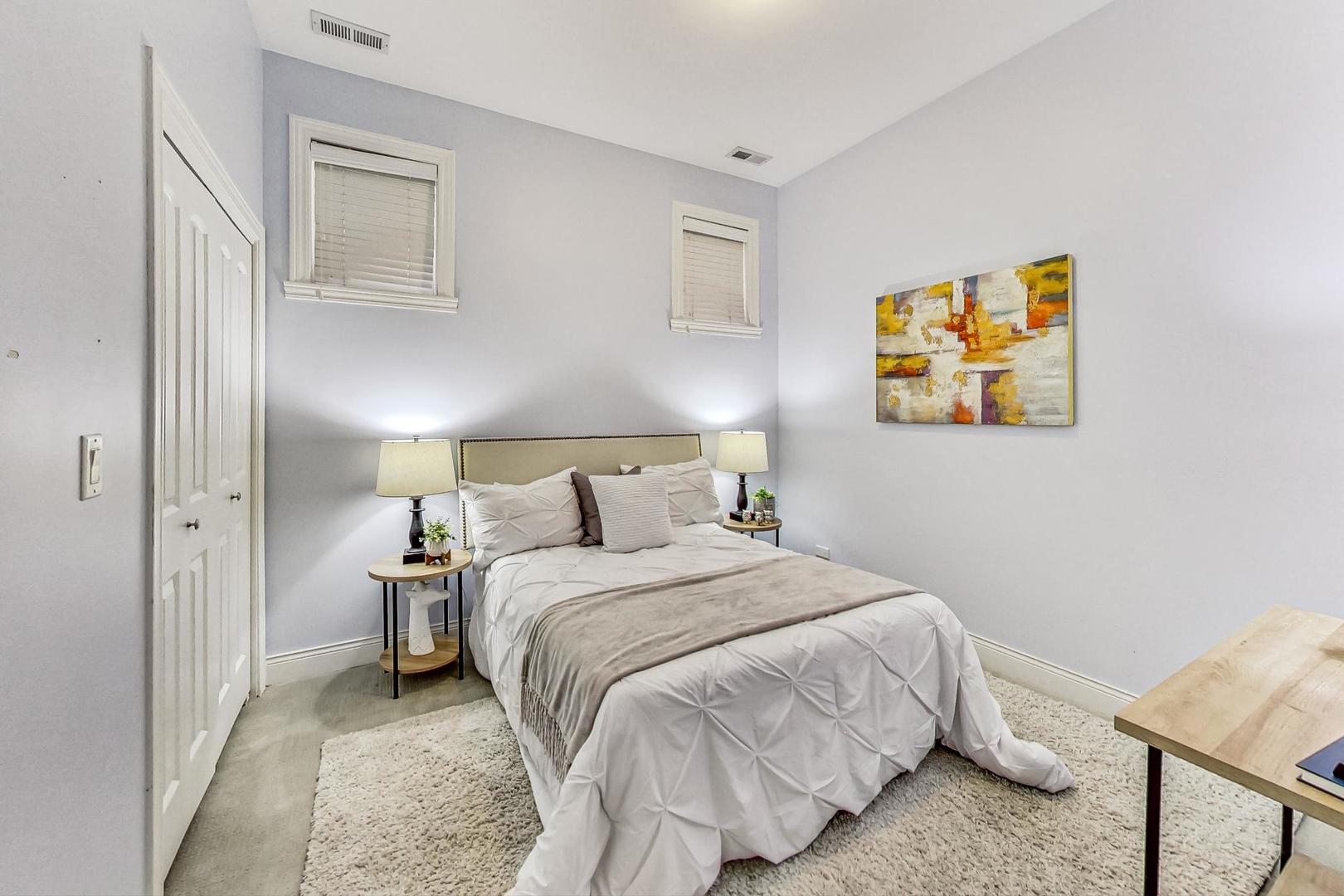 1911 W Crystal Street Unit: 1