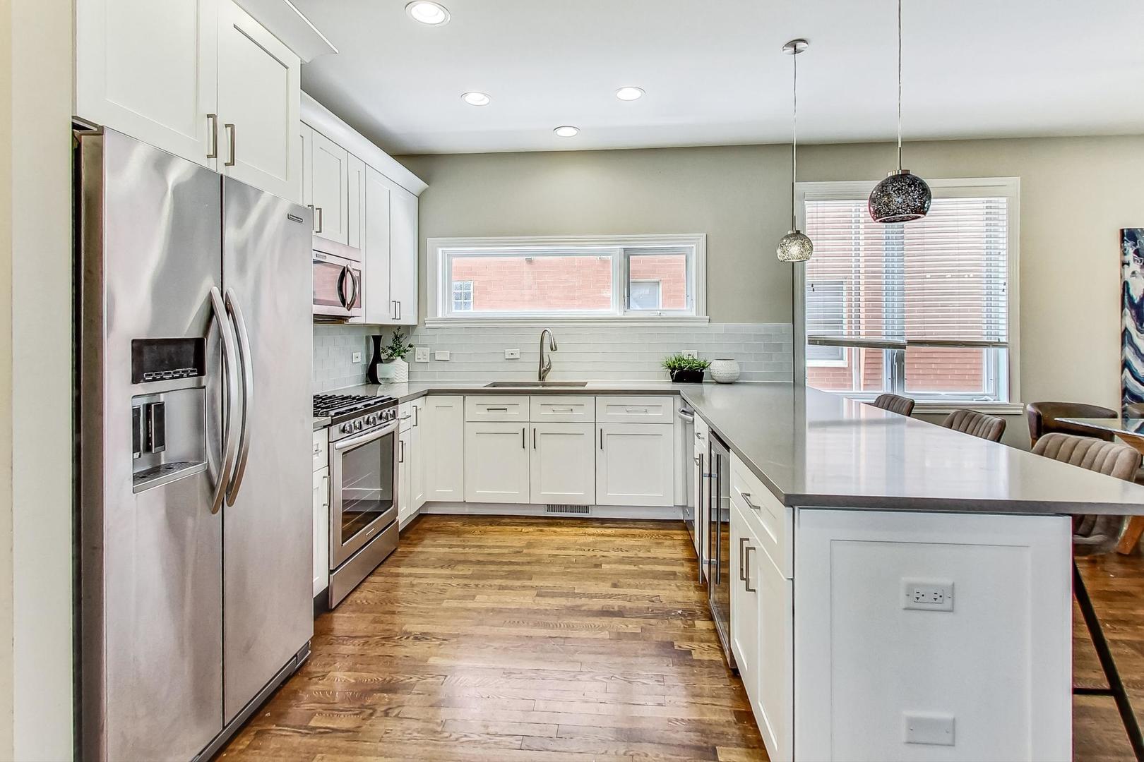 1911 W Crystal Street Unit: 1
