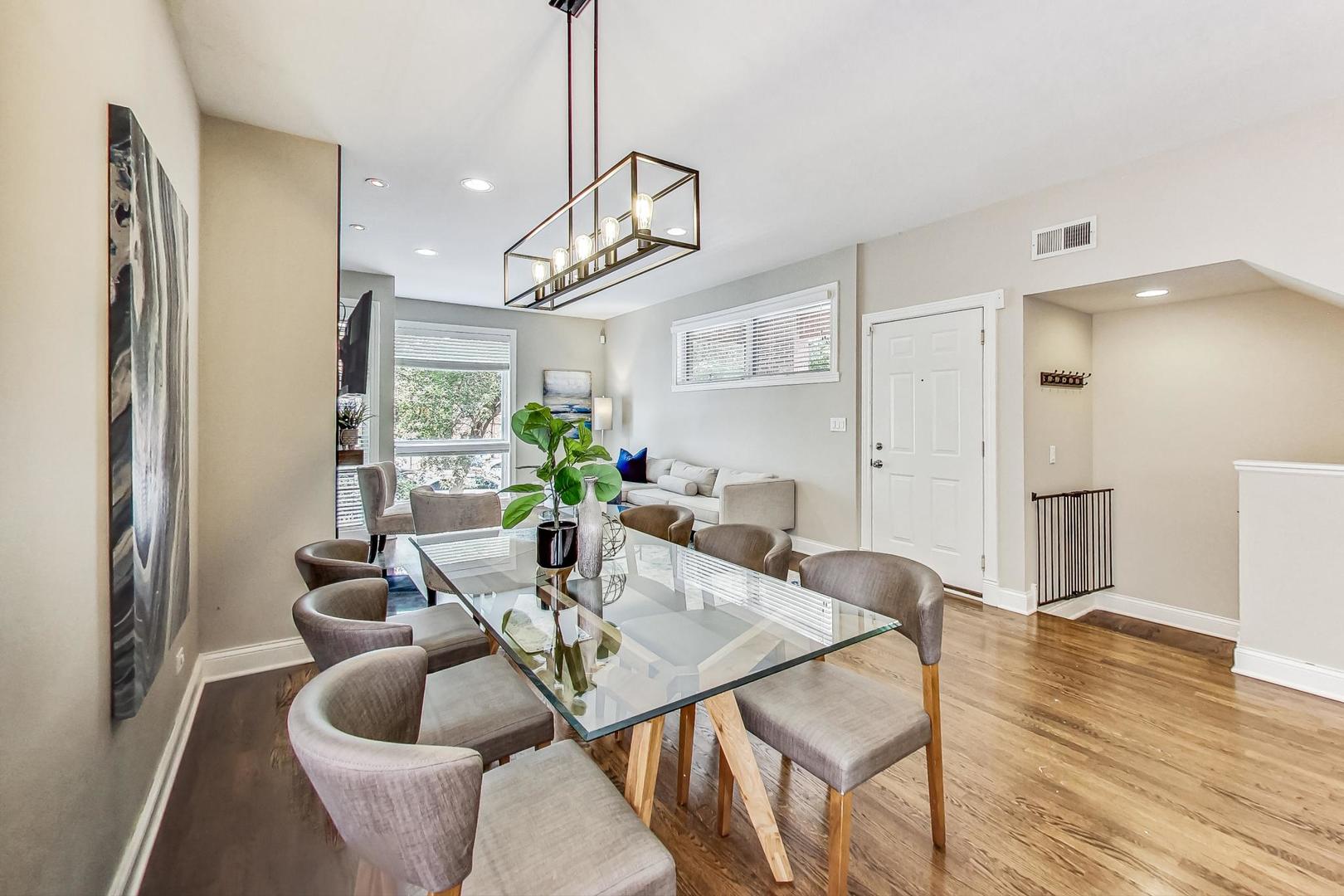 1911 W Crystal Street Unit: 1
