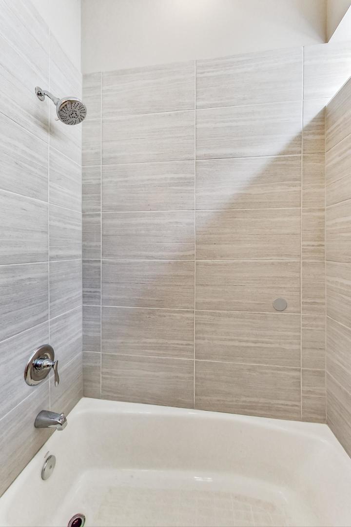 1911 W Crystal Street Unit: 1