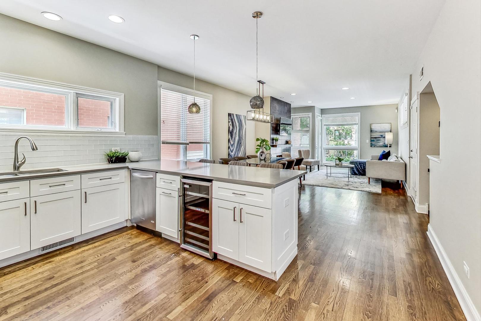 1911 W Crystal Street Unit: 1