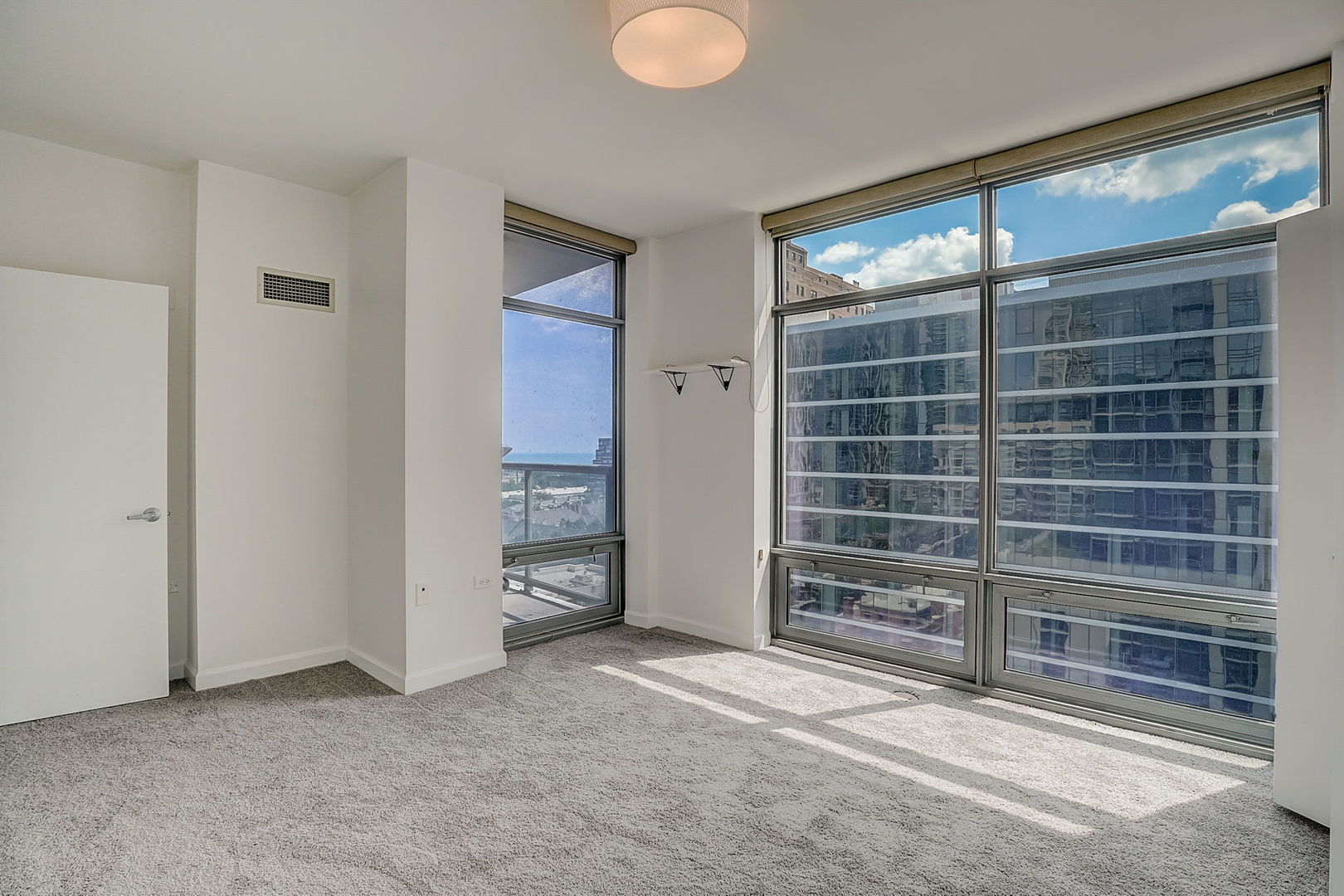 100 E 14th Street Unit: 1105
