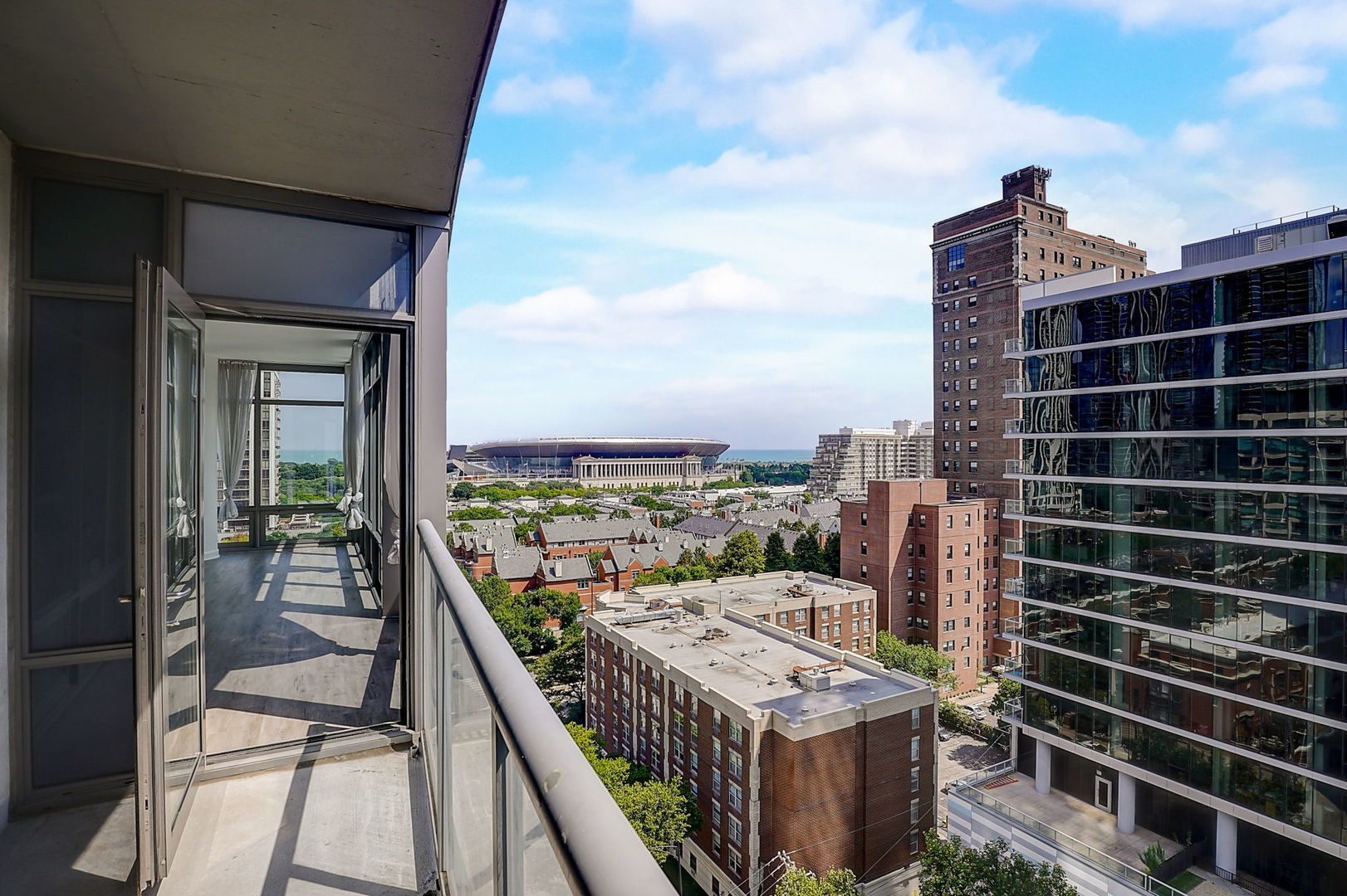 100 E 14th Street Unit: 1105