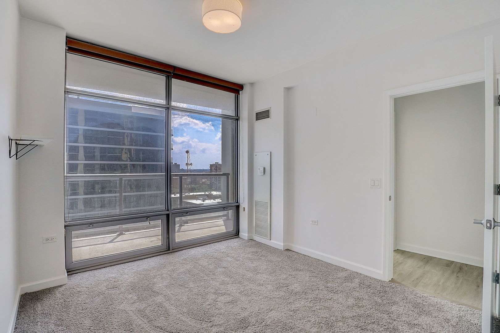 100 E 14th Street Unit: 1105
