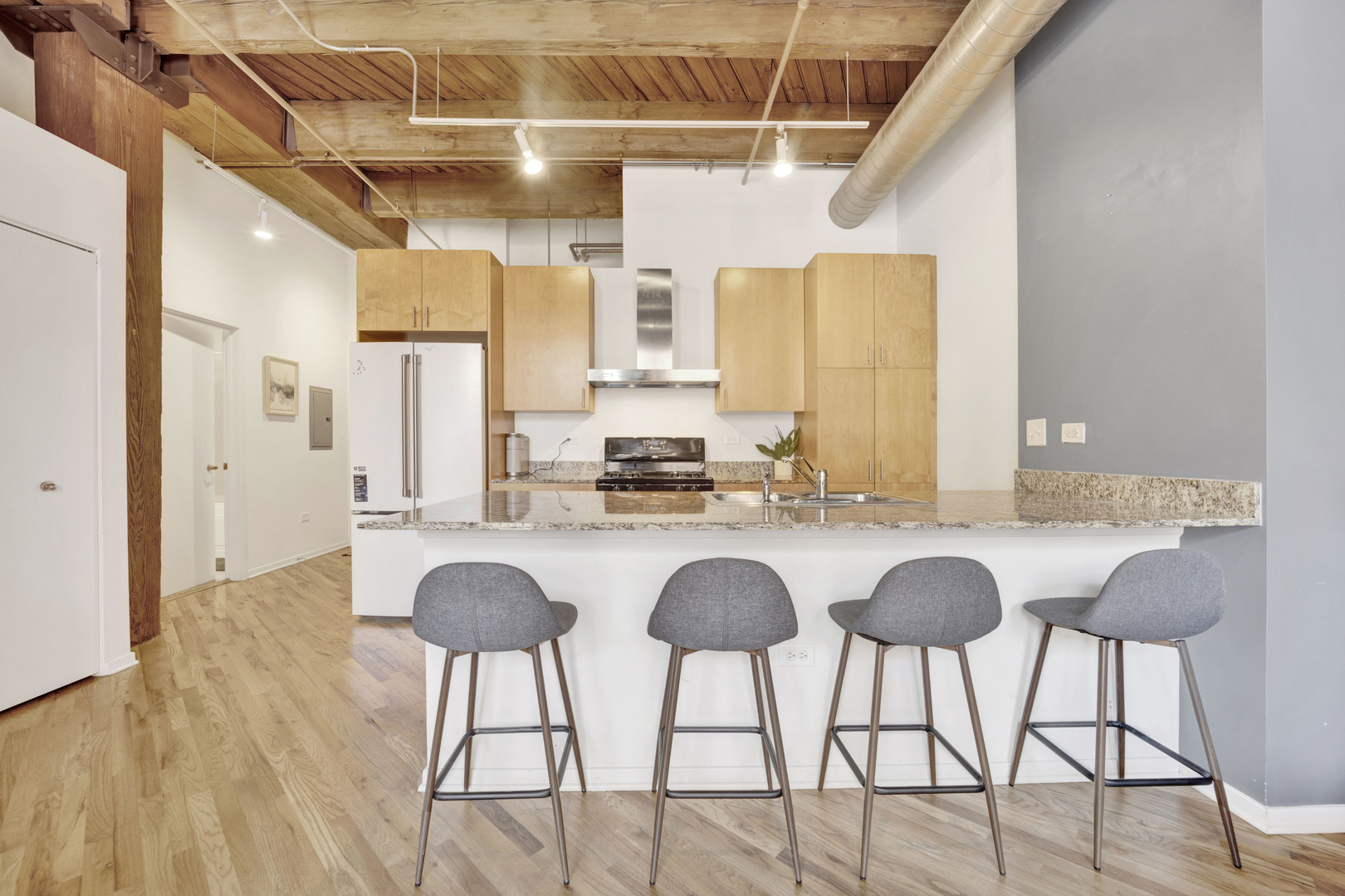 1040 W Adams Street Unit: 258