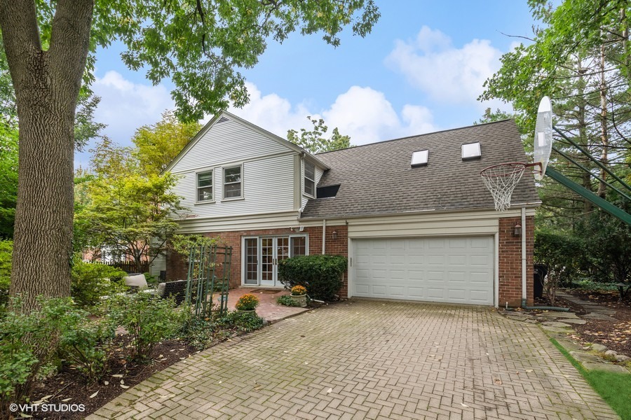 1373 Ashland Lane