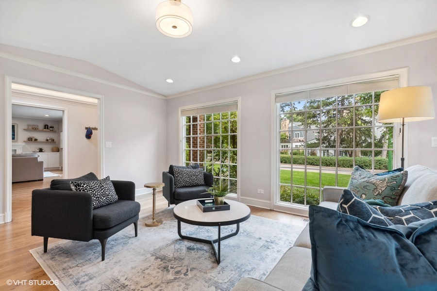 1373 Ashland Lane