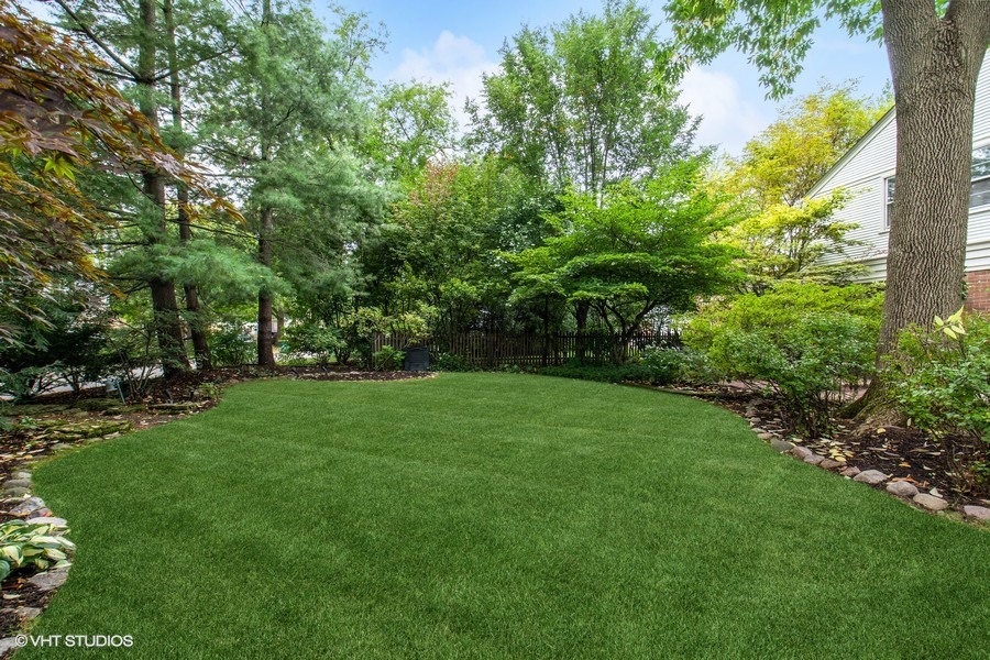 1373 Ashland Lane