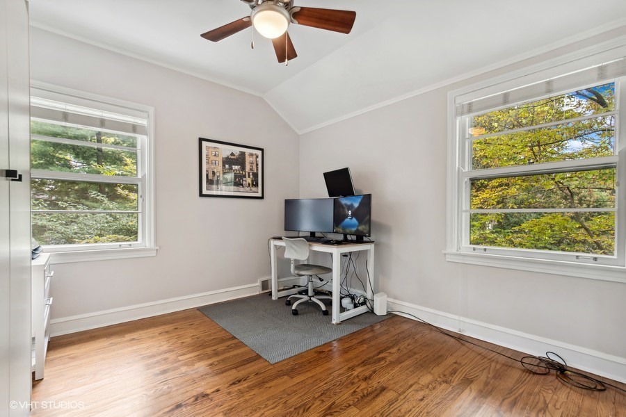 1373 Ashland Lane
