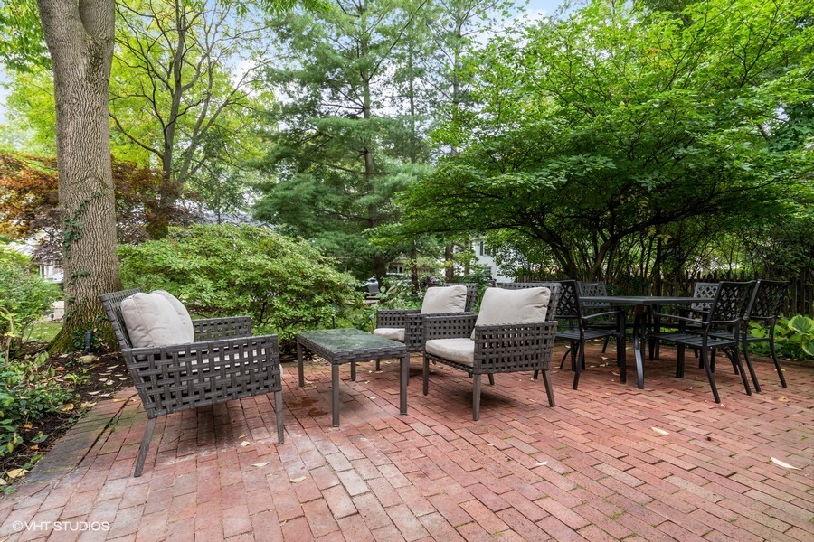 1373 Ashland Lane