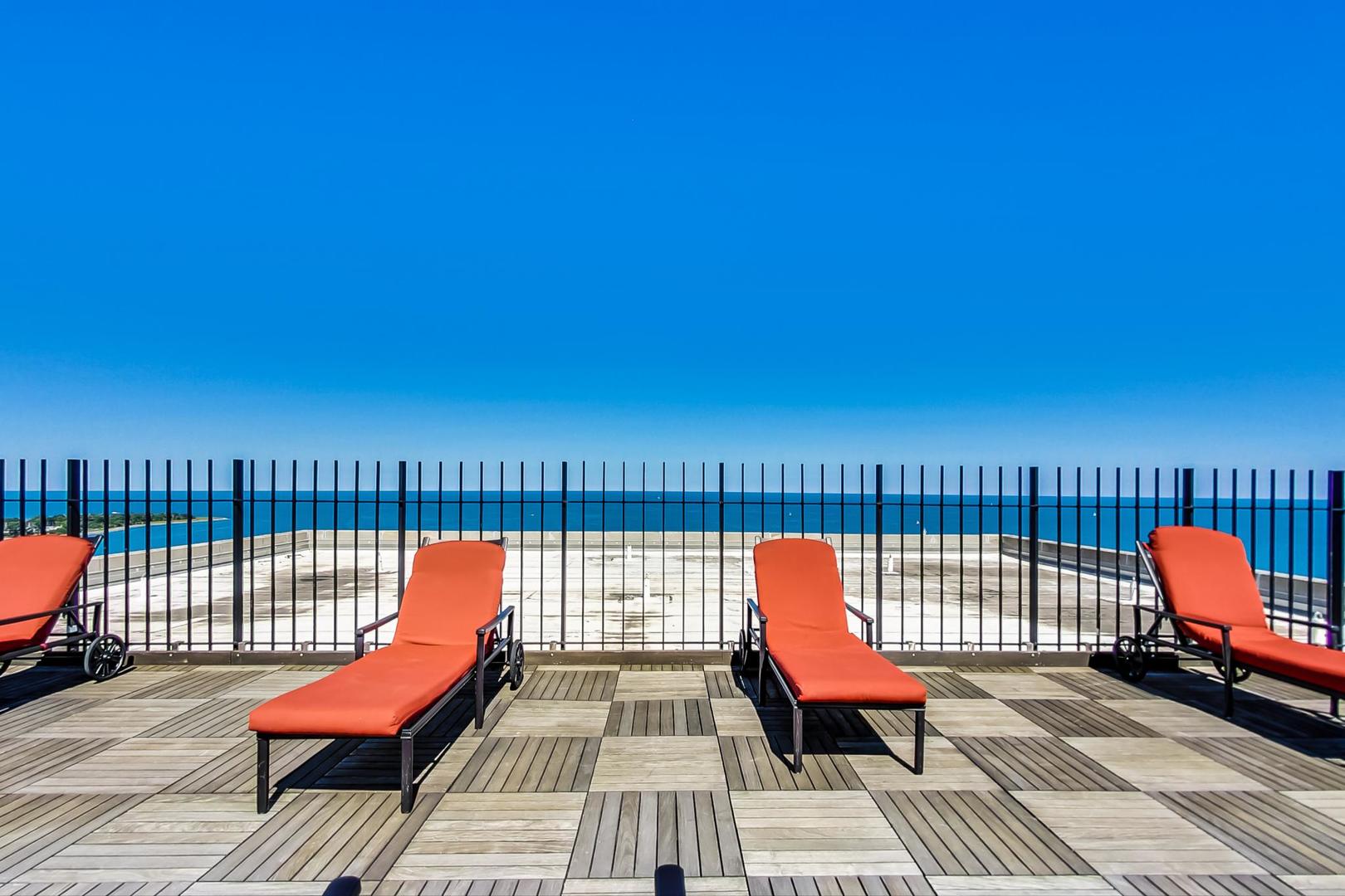 3550 N Lake Shore Drive Unit: 1408