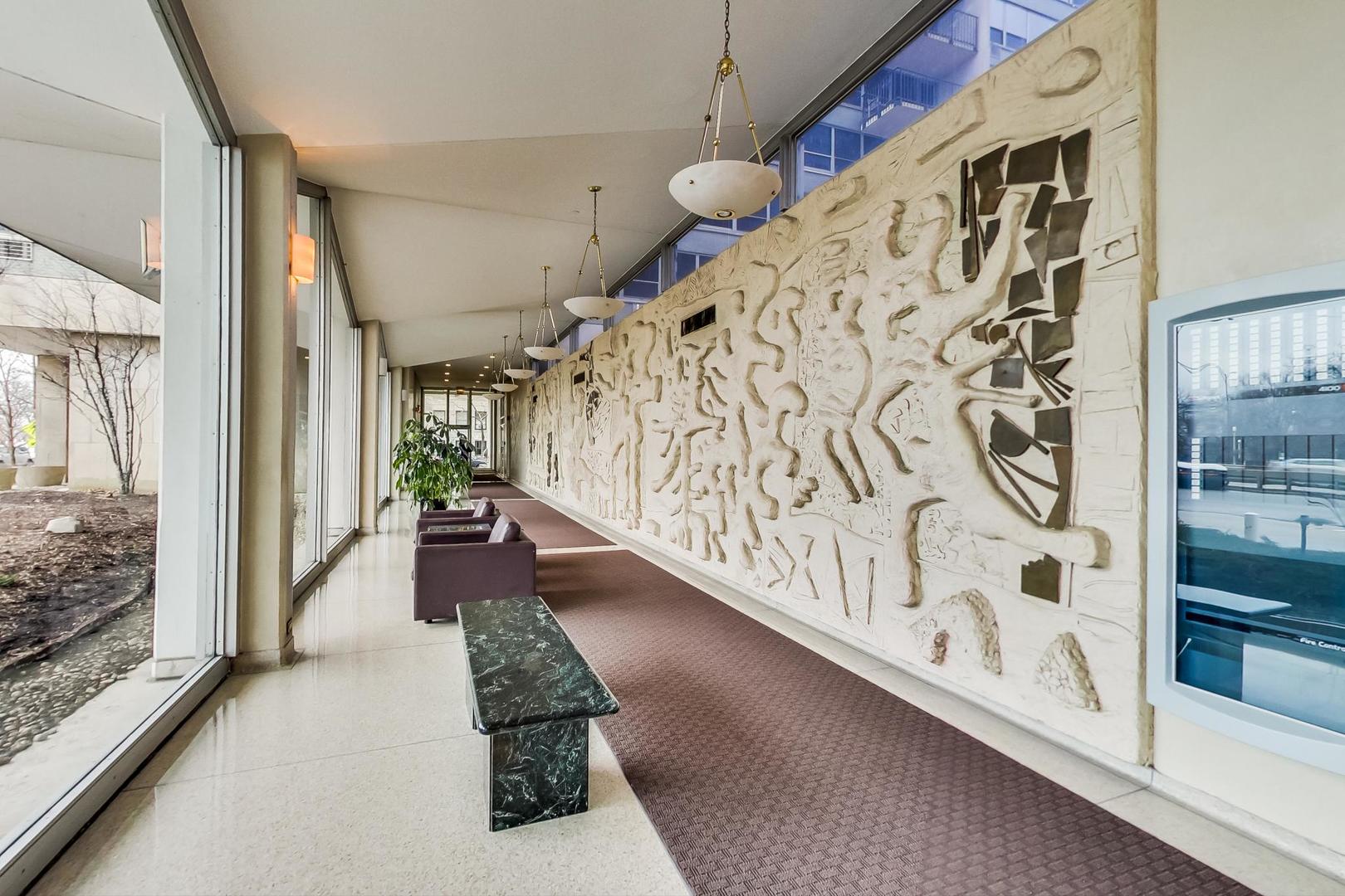 3550 N Lake Shore Drive Unit: 1408