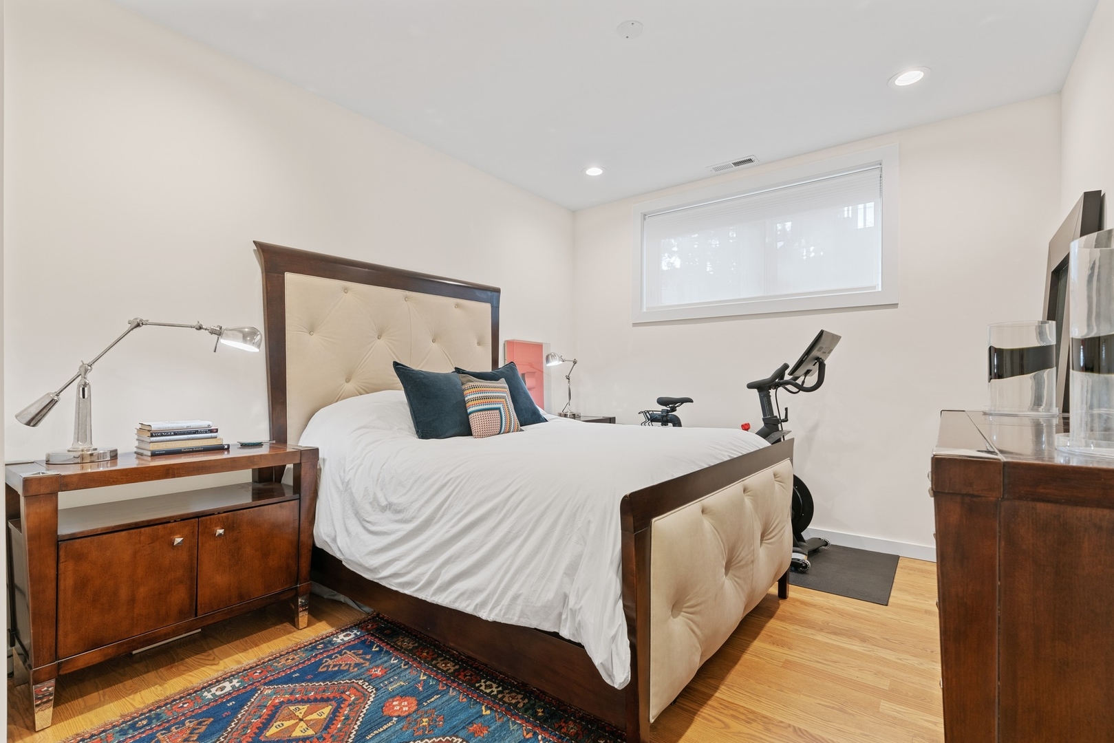 2237 N Hoyne Avenue Unit: 1S