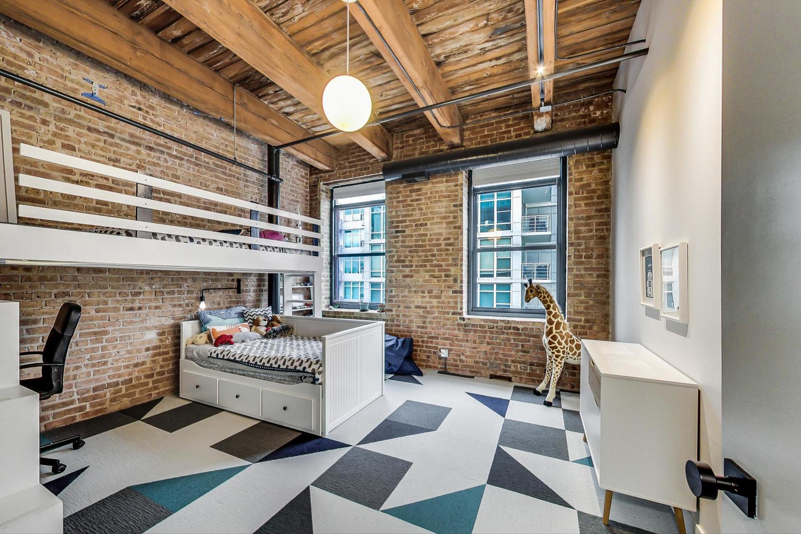 14 N PEORIA Street Unit: 5F-G