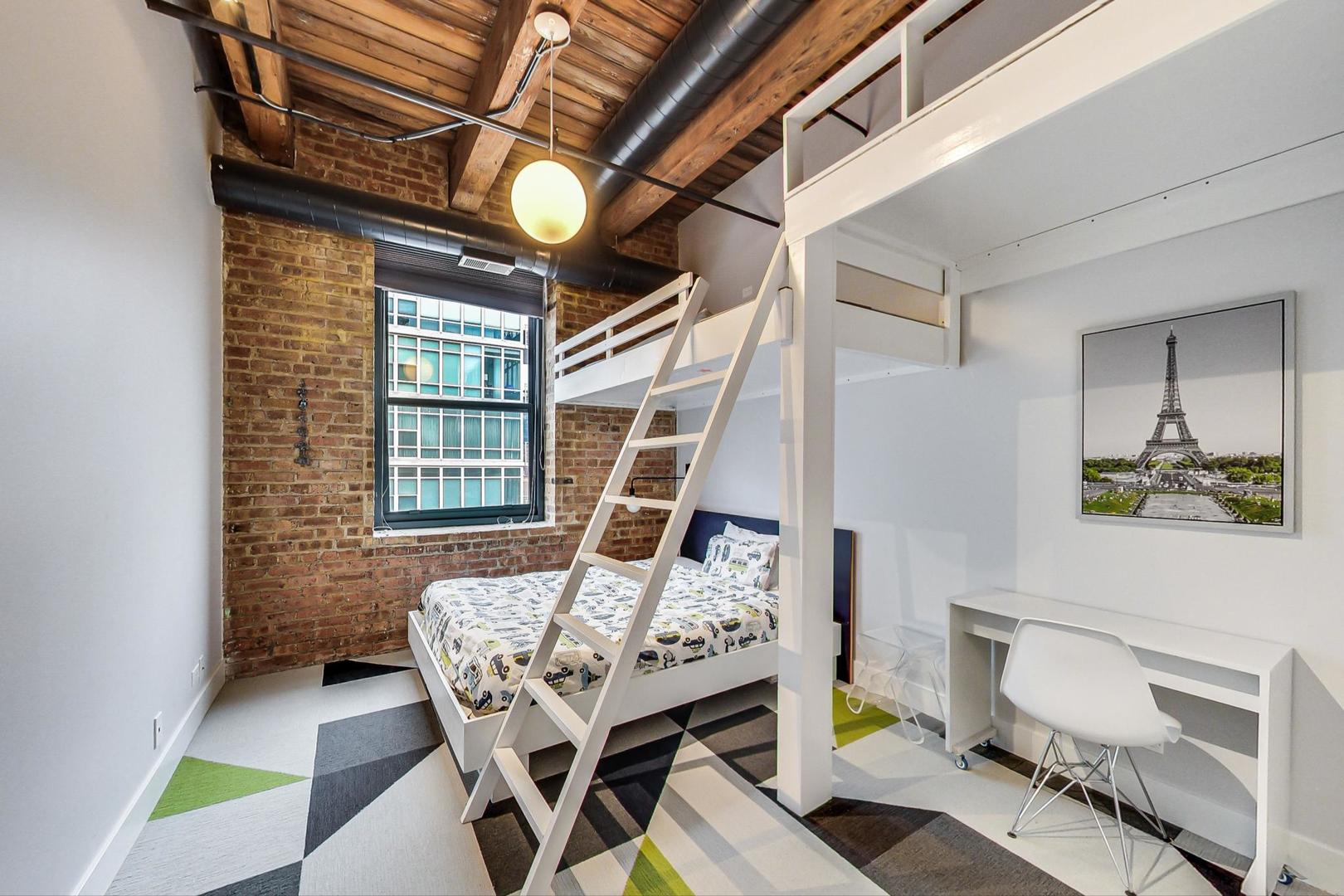 14 N PEORIA Street Unit: 5F-G