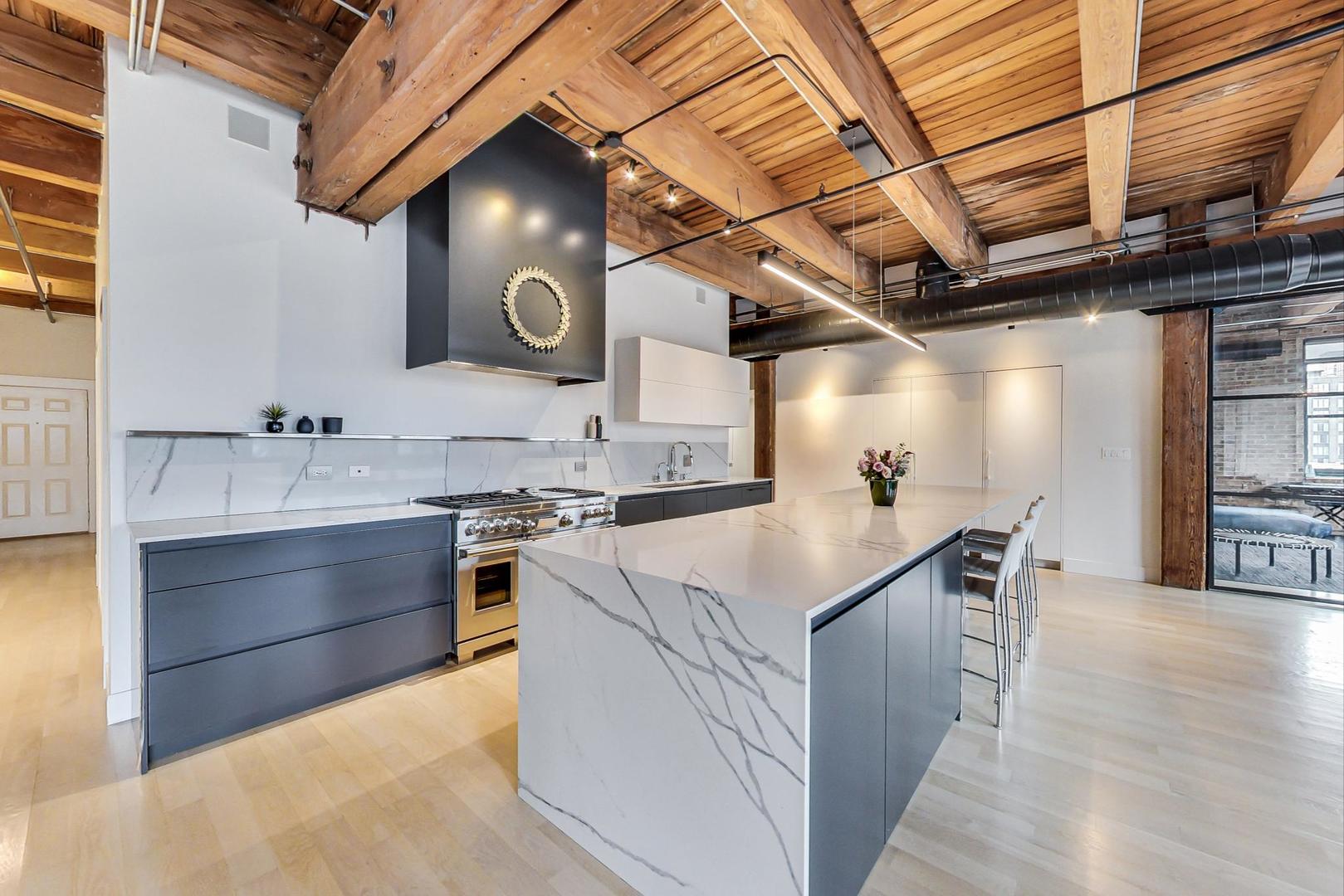 14 N PEORIA Street Unit: 5F-G