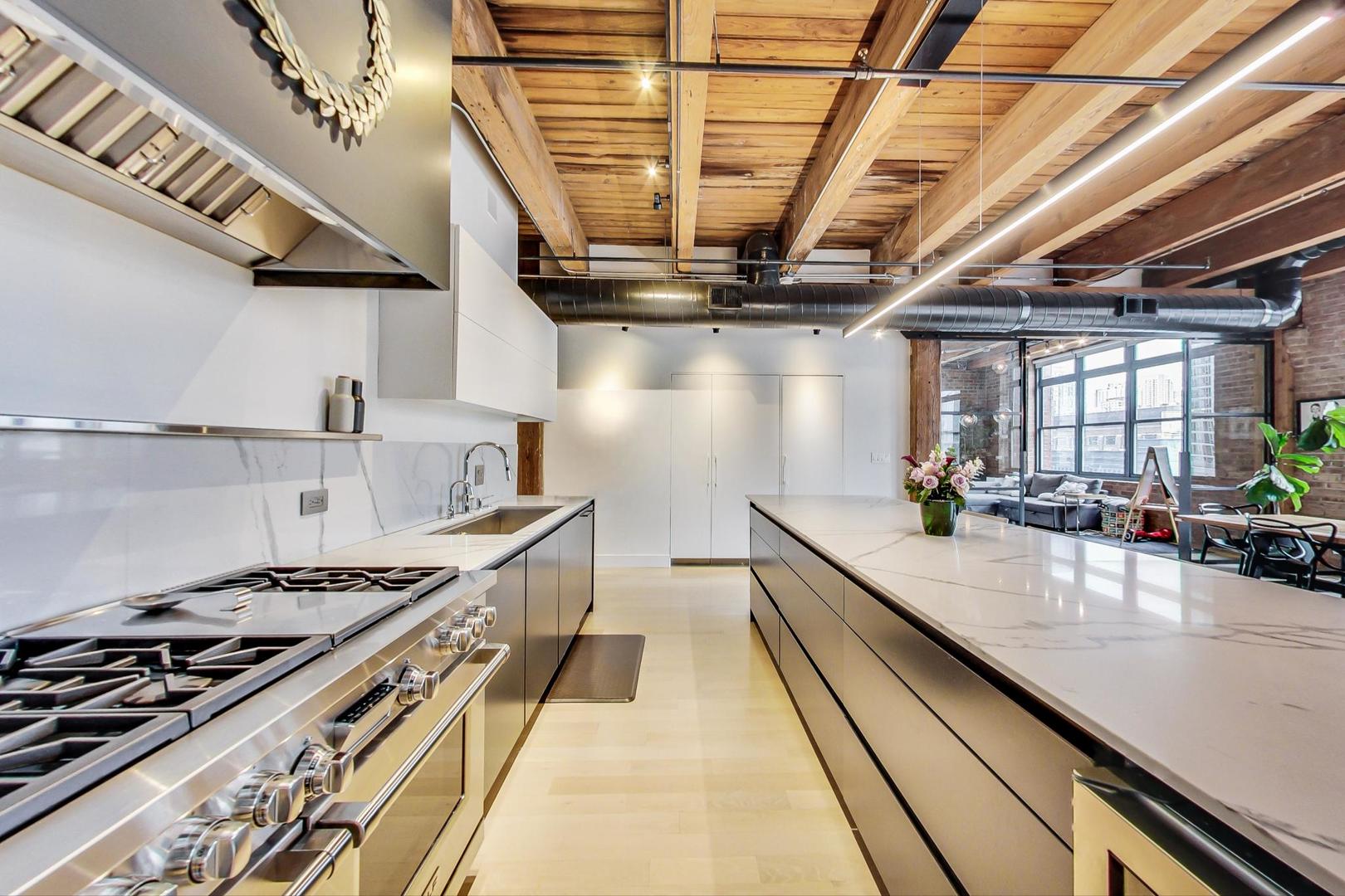14 N PEORIA Street Unit: 5F-G