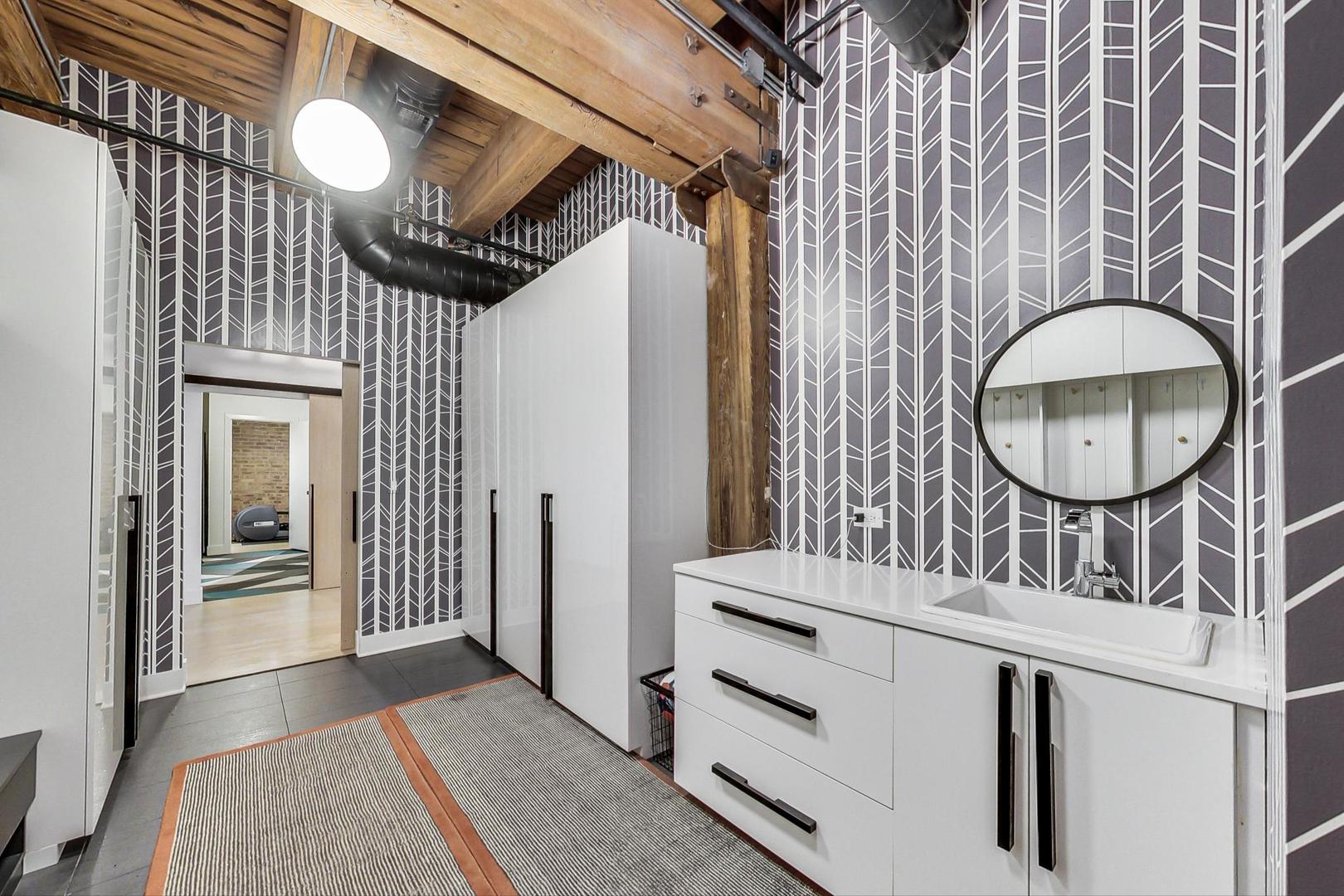 14 N PEORIA Street Unit: 5F-G