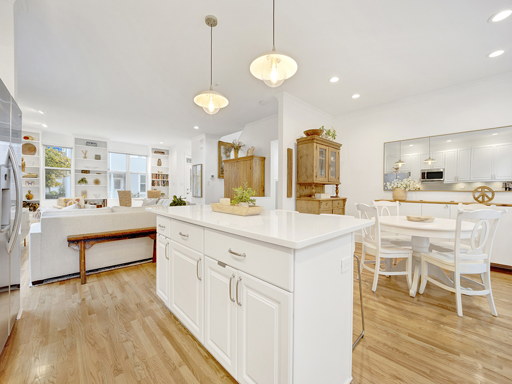 2841 N Wolcott Avenue Unit: C