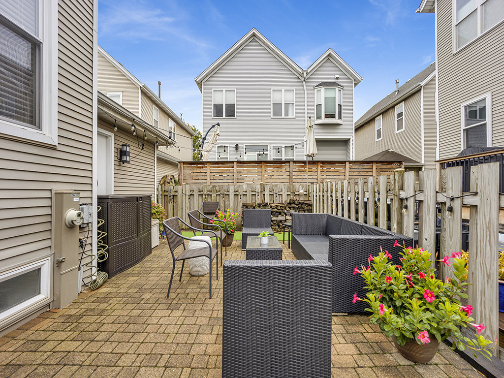 2841 N Wolcott Avenue Unit: C
