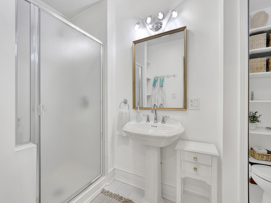 2841 N Wolcott Avenue Unit: C