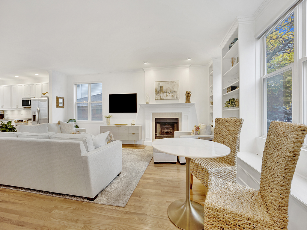 2841 N Wolcott Avenue Unit: C