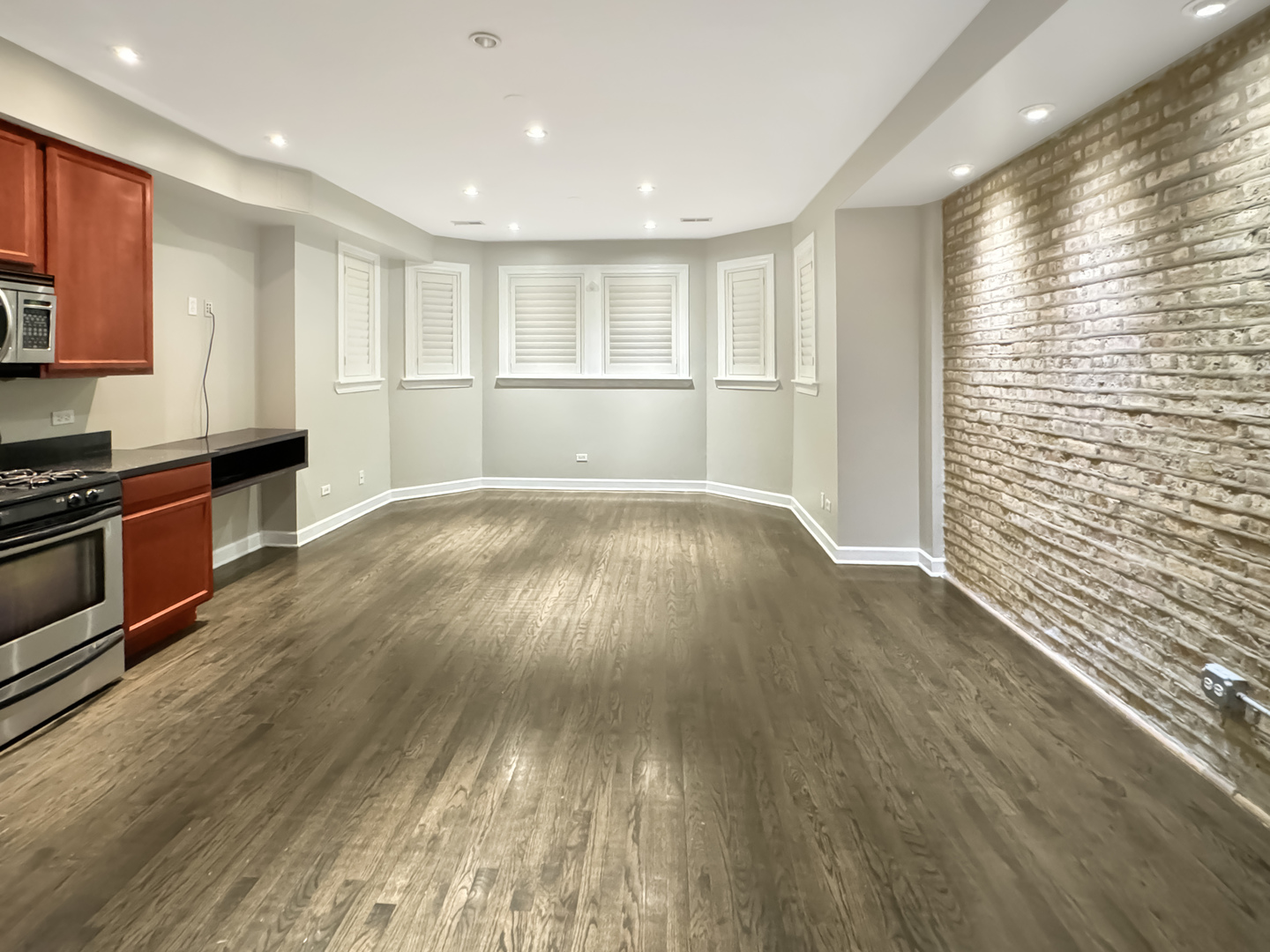 2535 W Berwyn Avenue Unit: G