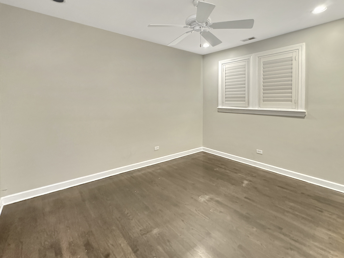 2535 W Berwyn Avenue Unit: G