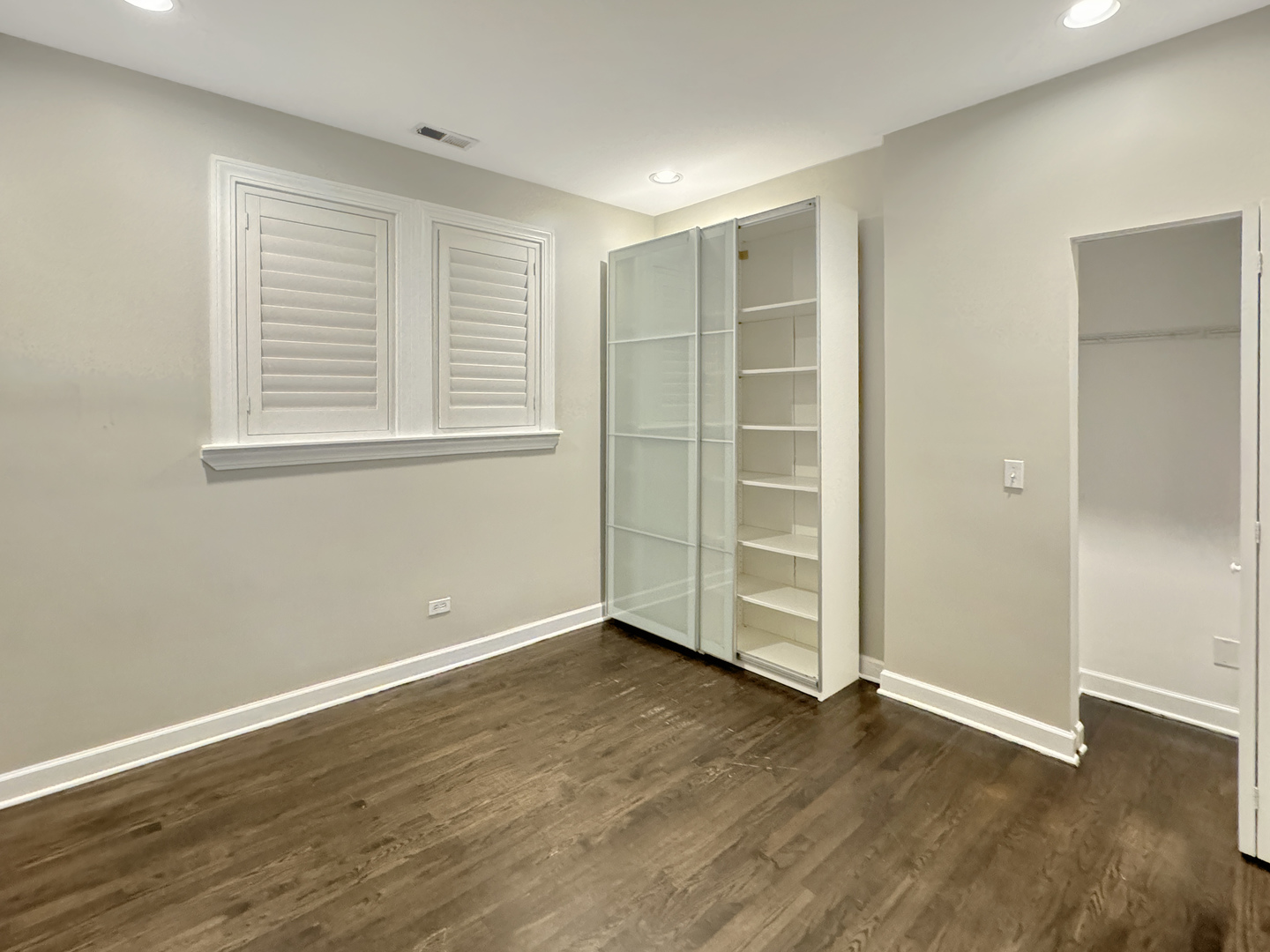 2535 W Berwyn Avenue Unit: G