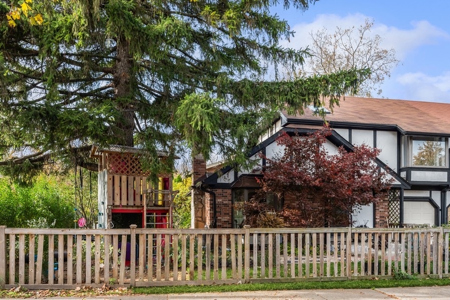 905 Columbus Street