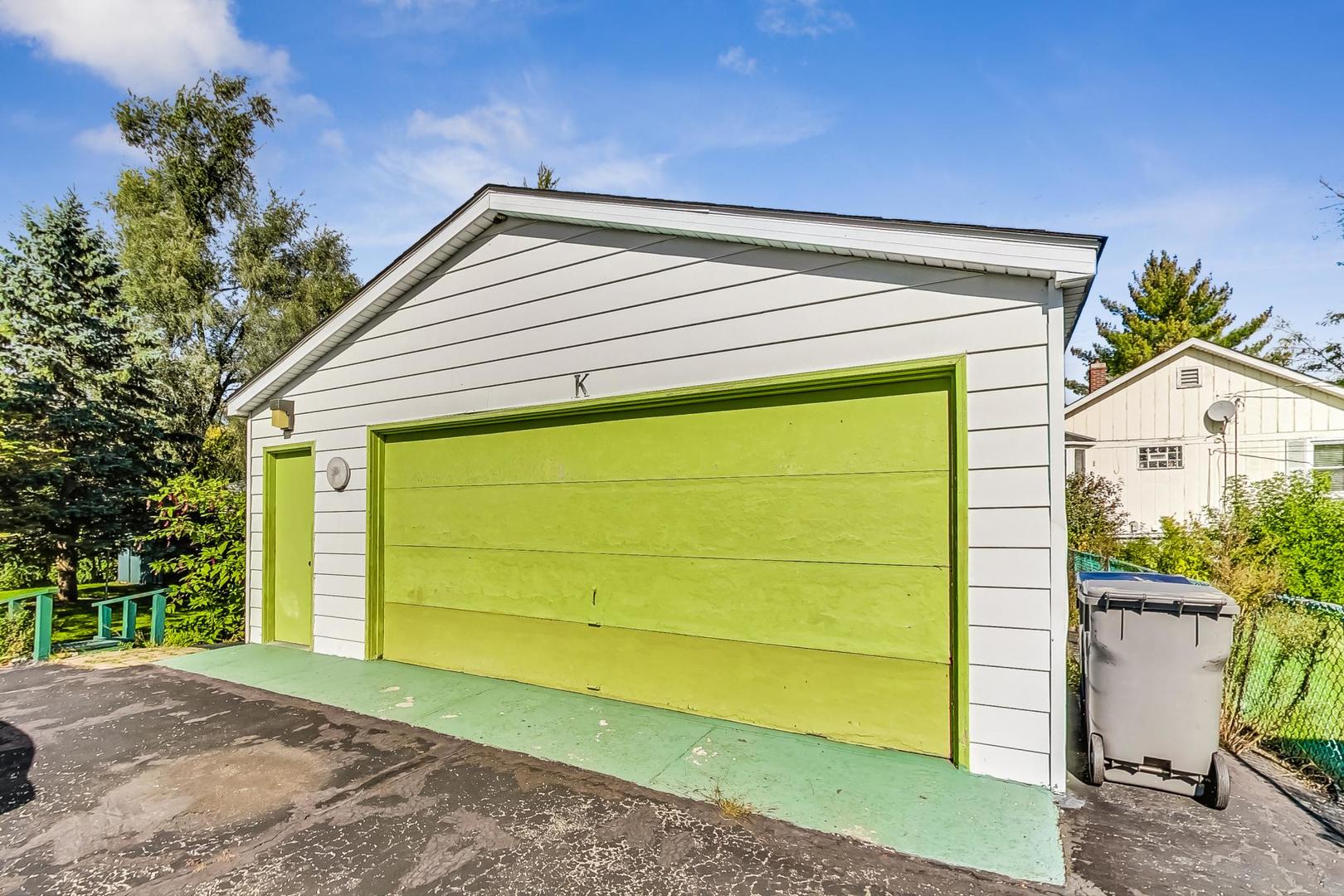 1560 W Highland Avenue