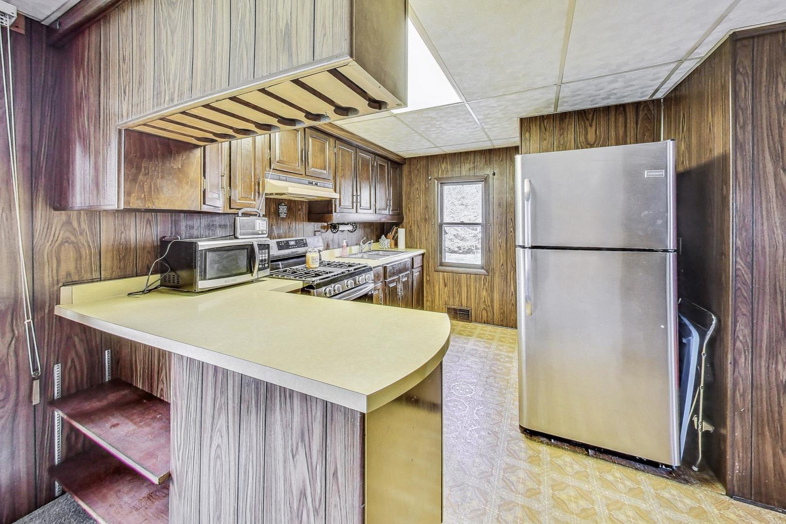 1560 W Highland Avenue