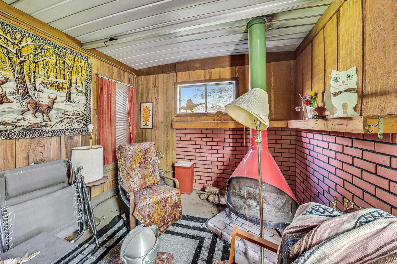 1560 W Highland Avenue