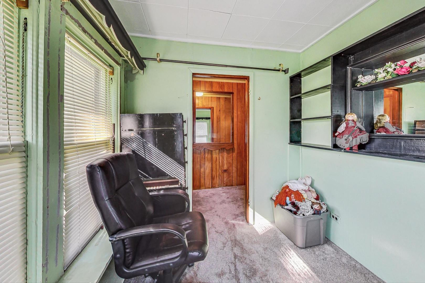 1560 W Highland Avenue