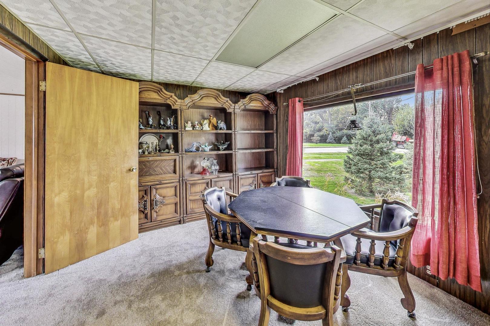 1560 W Highland Avenue