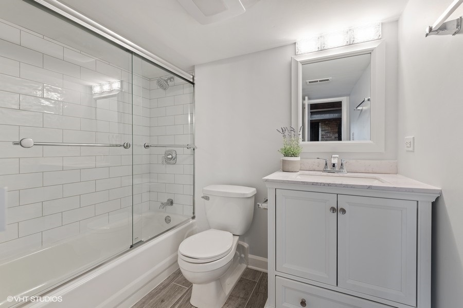 2614 N Clybourn Avenue Unit: 214