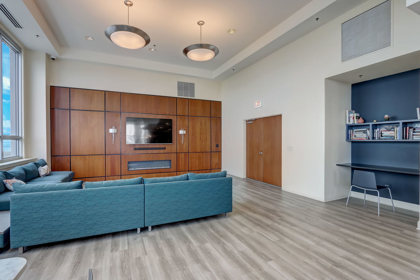 1841 S Calumet Avenue Unit: 1506