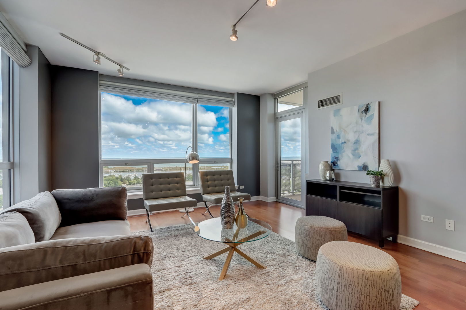 1841 S Calumet Avenue Unit: 1506