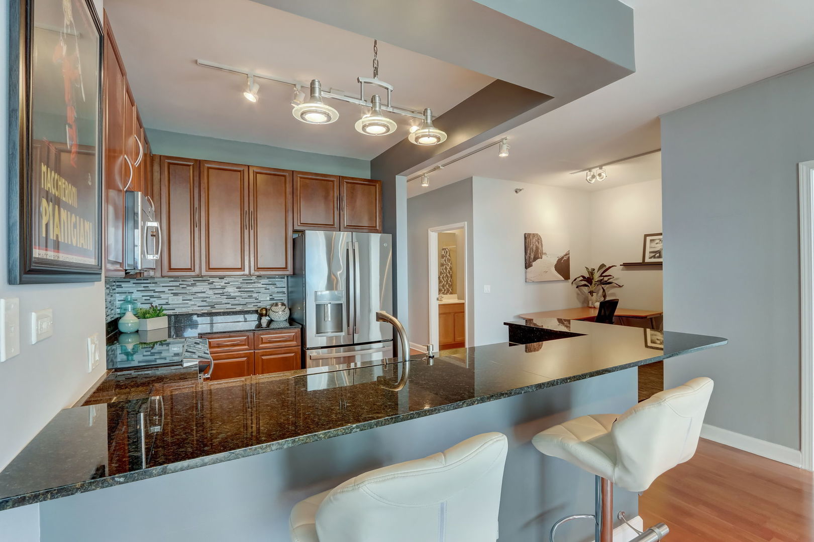 1841 S Calumet Avenue Unit: 1506