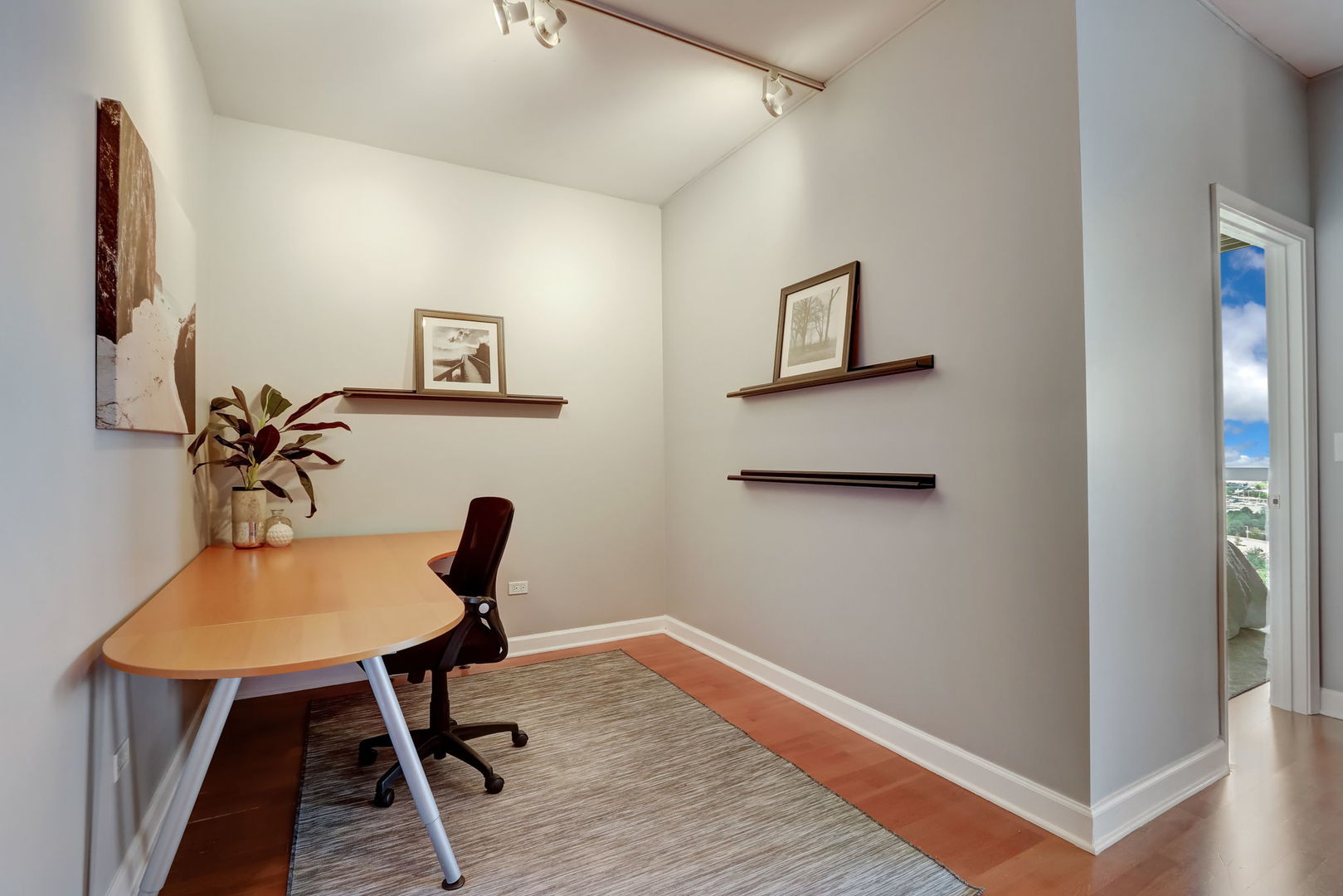 1841 S Calumet Avenue Unit: 1506