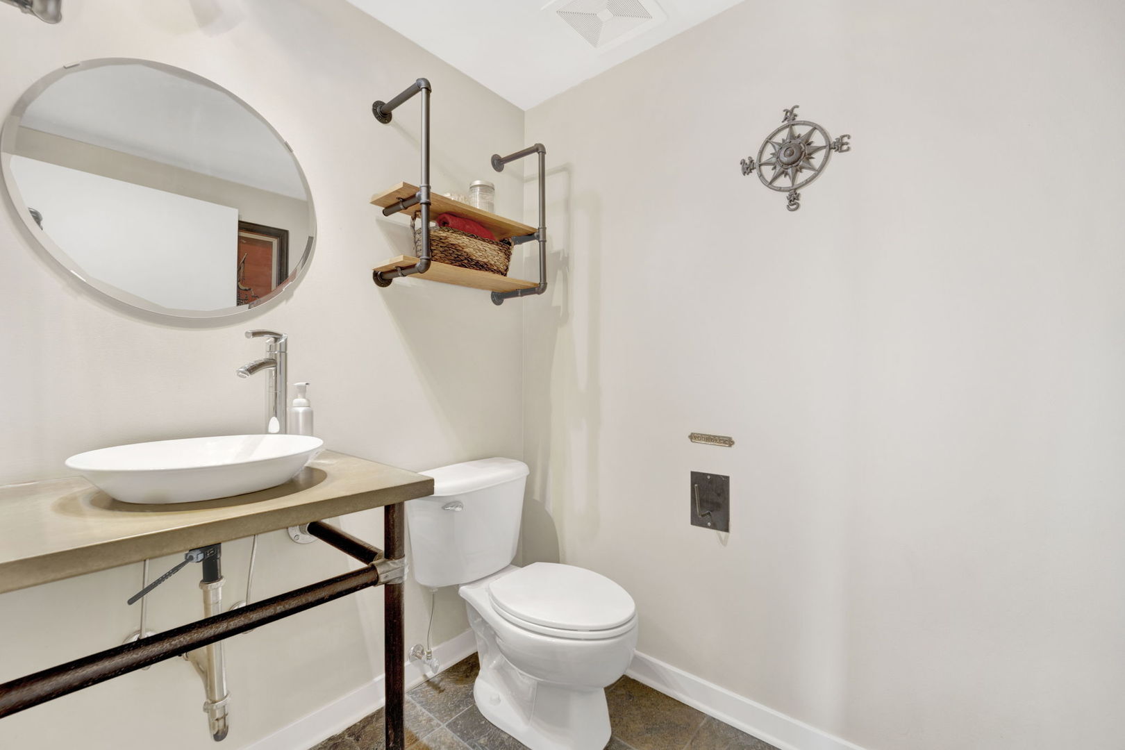 1910 S Indiana Avenue Unit: 617