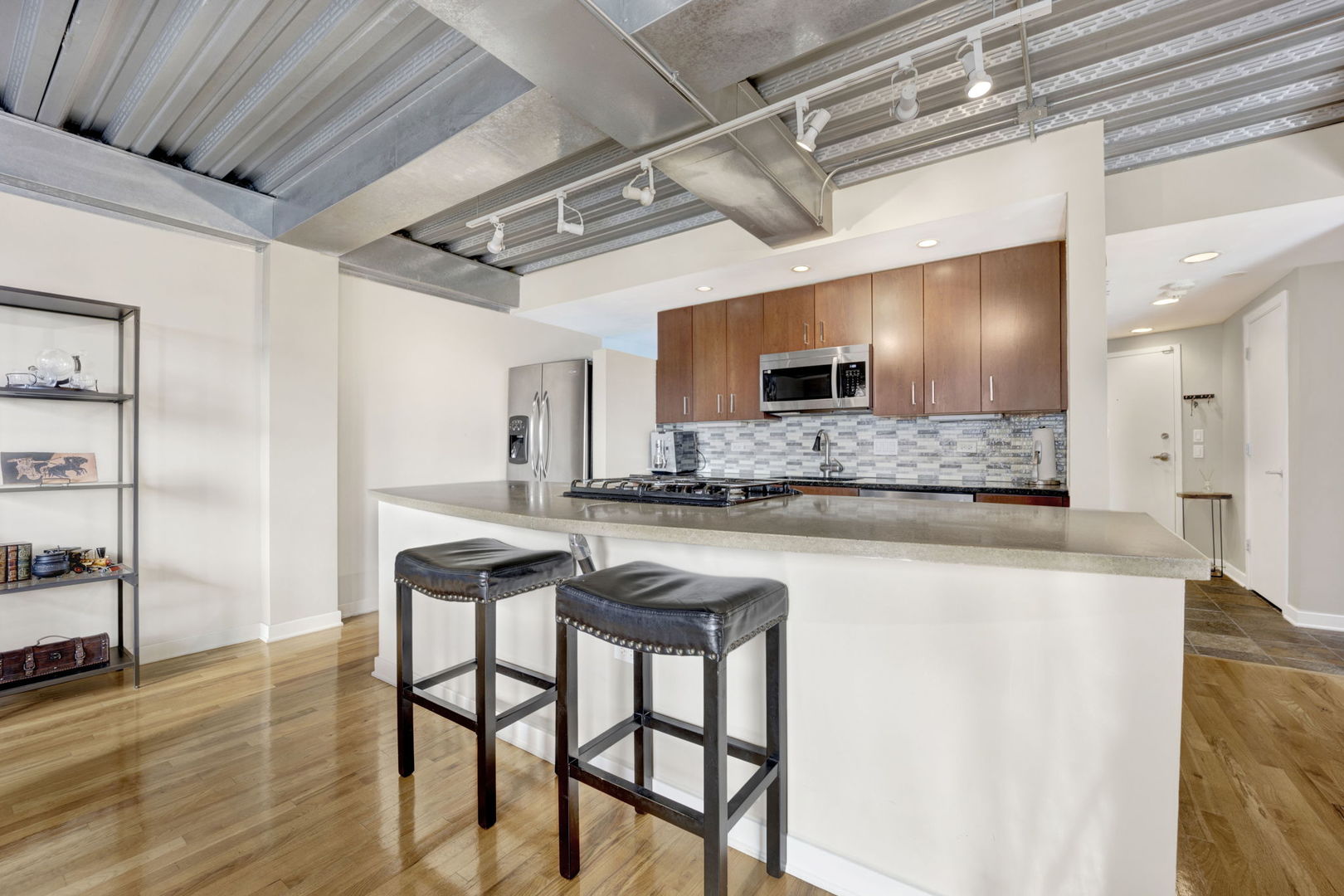 1910 S Indiana Avenue Unit: 617