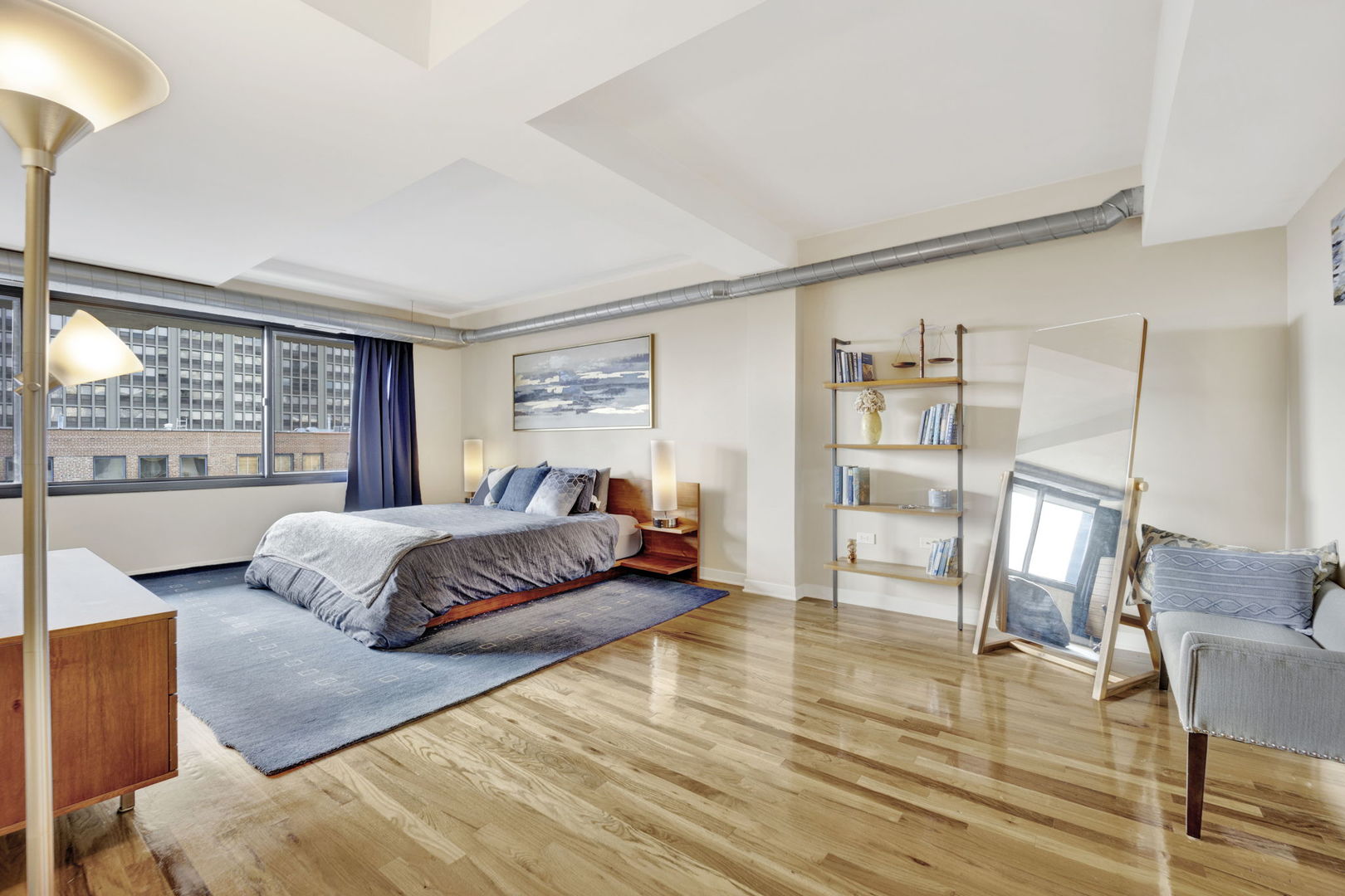 1910 S Indiana Avenue Unit: 617