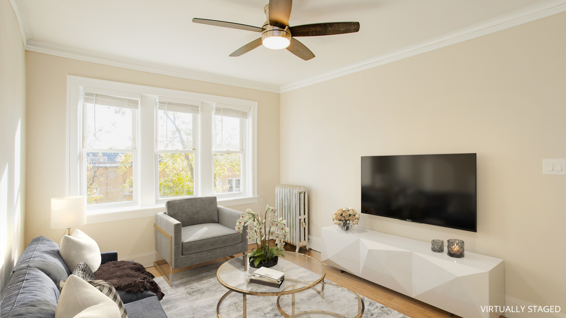 5002 W NEWPORT Avenue Unit: 3