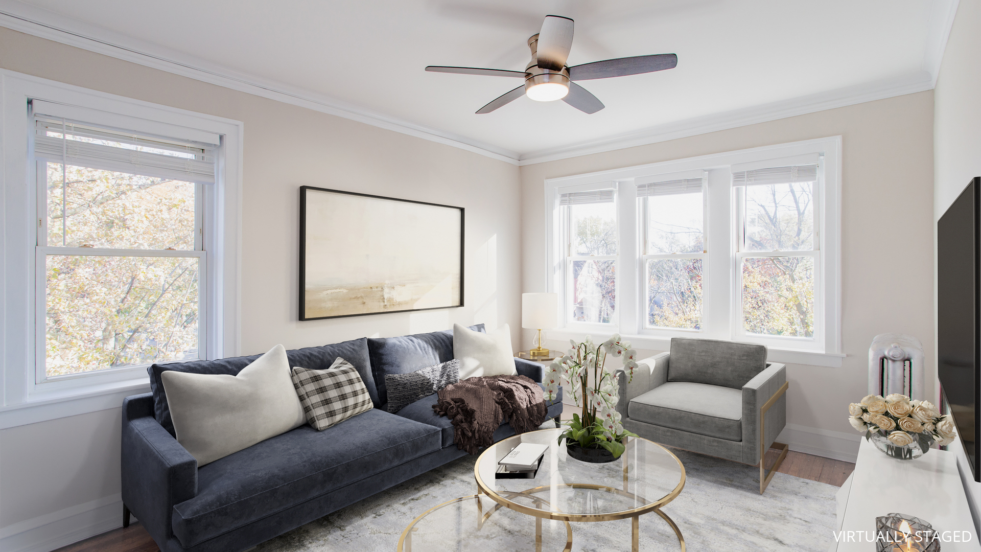 5002 W NEWPORT Avenue Unit: 3