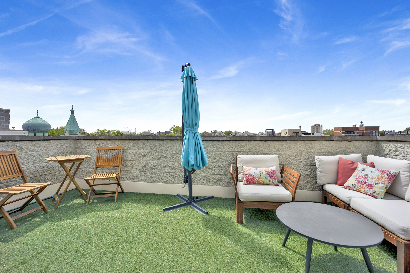 912 N Hermitage Avenue Unit: 3